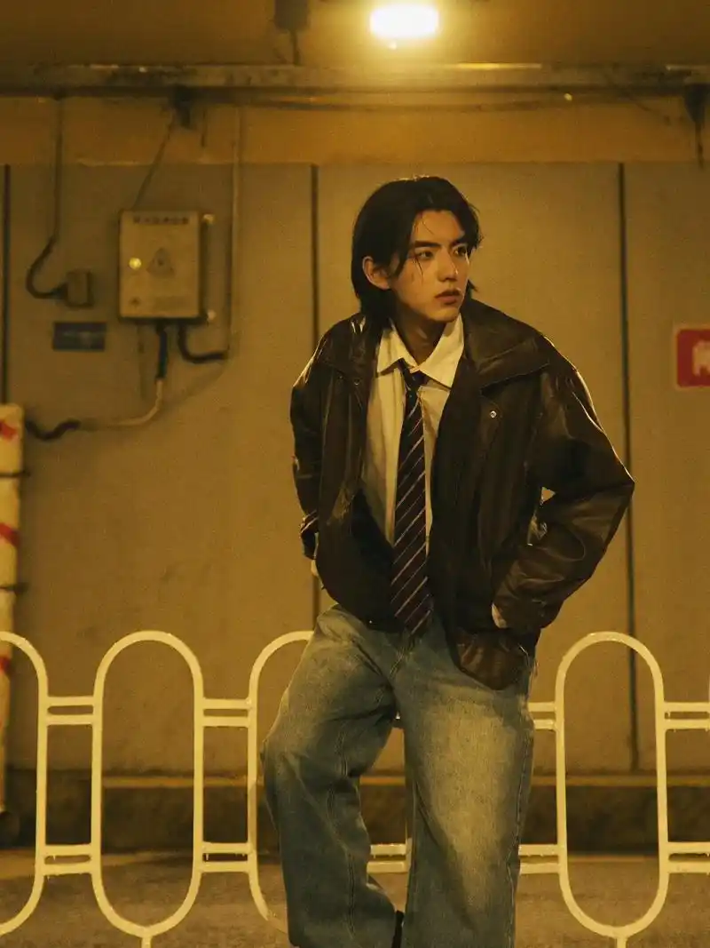 长发男生 #港风#隧道 #模特 - 抖音