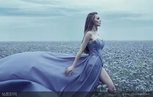 美女欧美女性优雅美女长裙蓝色长裙手臂模特性感端庄人物摄影高清图片