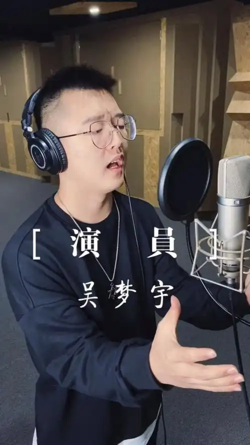 相爱时,我们明明两个人,却为何感觉只是独自一人?