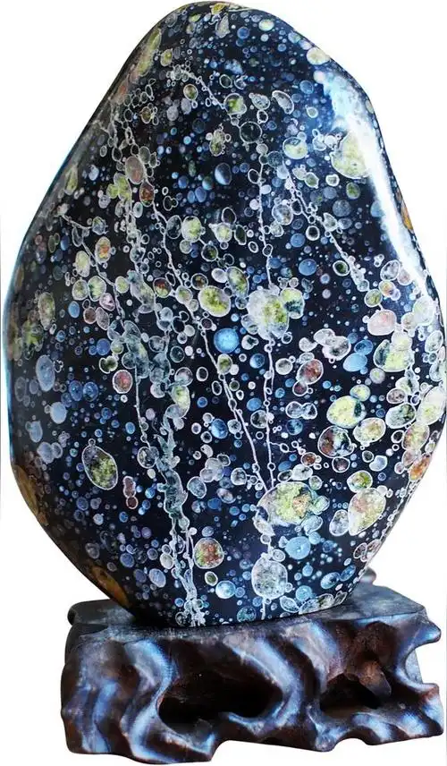 梅花玉(产于河南洛阳的玉石)_尚可名片