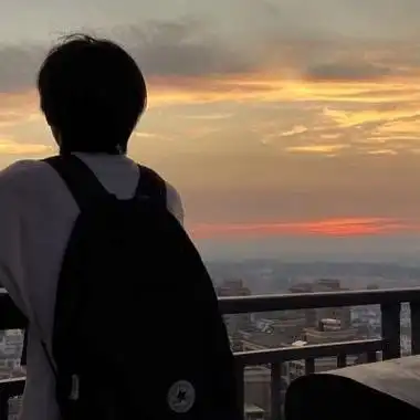 最新头像男生超拽冷酷背影 男生头像图片大全 -【爱个性】