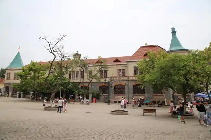 青岛老建筑之圣言会会馆旧址0023