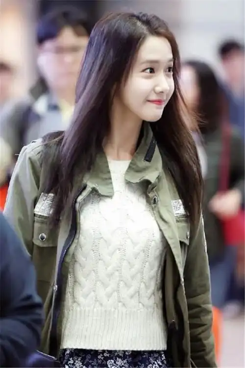 少女时代林允儿高清手机壁纸清纯女神林允儿时尚街拍