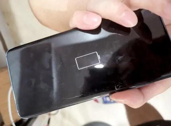 红米手机显示空电池图标都是这个问题引起的 图1