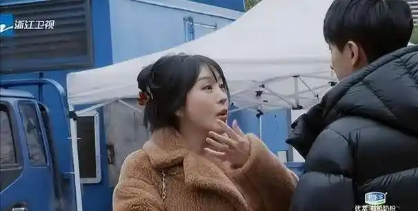 原创周冬雨美出天际了一张素颜照在韩国被大肆夸奖大家觉得呢