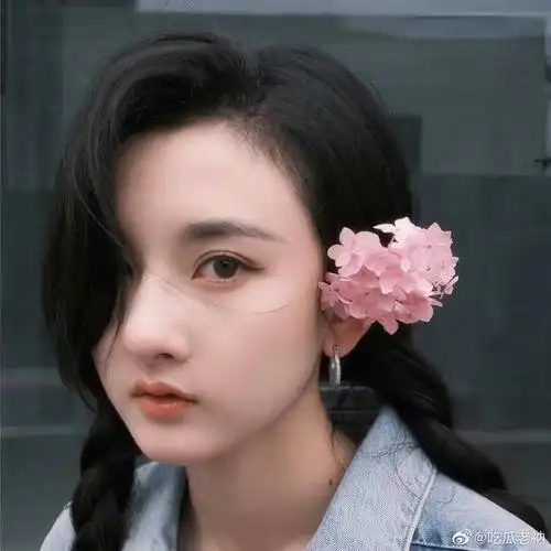 美女是不是都有点儿相似,总觉得宋祖儿和杨超越给我的感觉很像