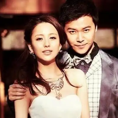 【图】佟丽娅老公家庭背景惊人 陈思成早年叛逆经历