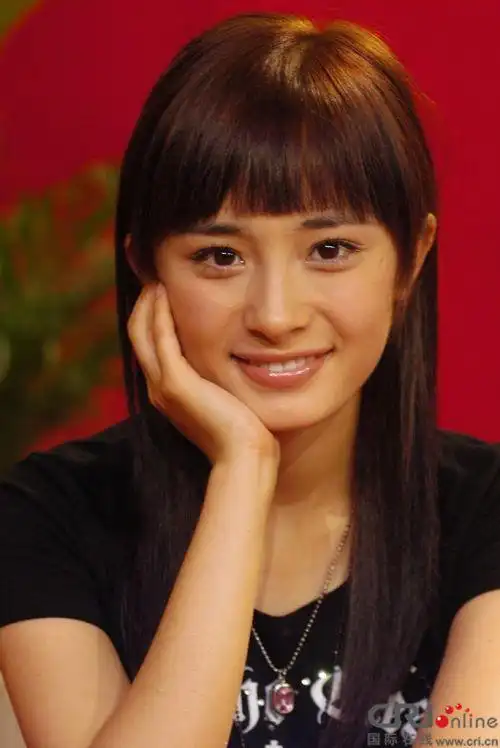 杨幂郑爽刘亦菲关晓彤……哪个女神的18岁更惊艳?