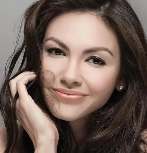 一目了然!中印混血儿明星盘点"最好公司"-第2张图片-途临网