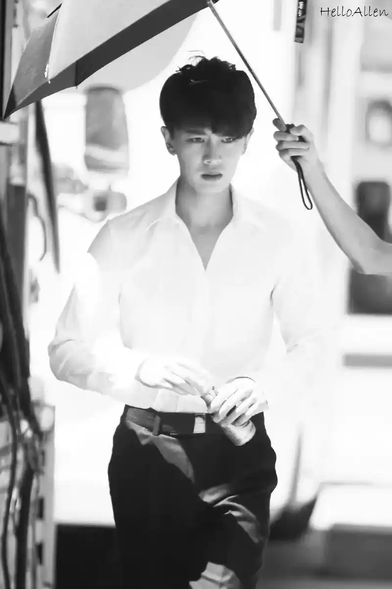 rjl#任嘉伦萧焕# rjl#任嘉伦端午营业照# rjl