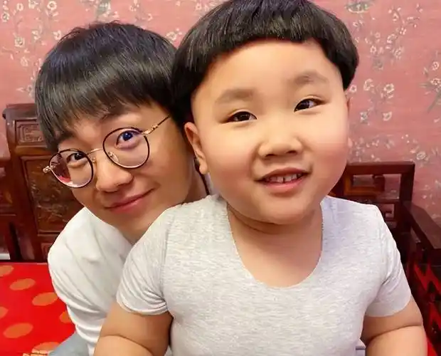 郭德纲一家现身墨尔本!