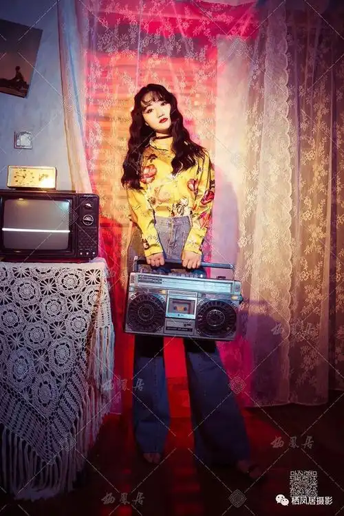秒杀丨让你票圈收割100赞的港风摄影馆!烈焰红唇复古港女!