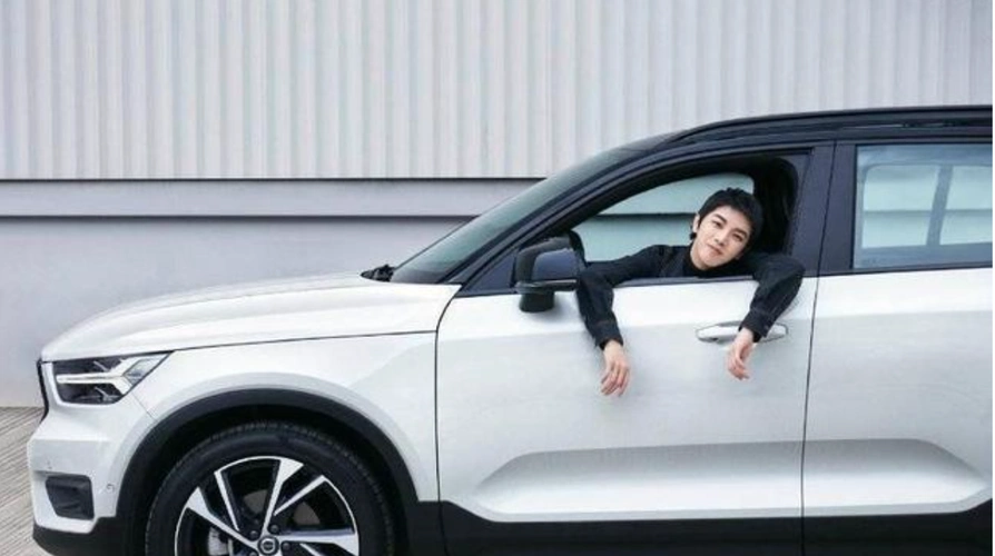 华晨宇拿下汽车代言,人气却不如她?