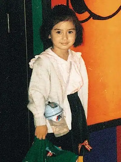 外婆毫无保留的爱,是杨颖童年唯一的温暖.