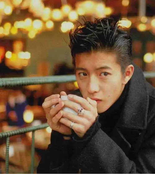 49岁木村拓哉:愿你永远温暖明亮如少年.-insdaily-八卦帝