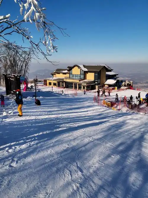 长白山万达滑雪场,吉林雾松