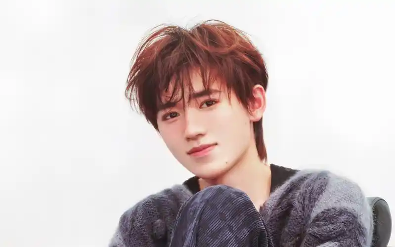 【宋亚轩】被可爱晕了,可以请耶耶王子把我亲醒吗(高糊但可爱)