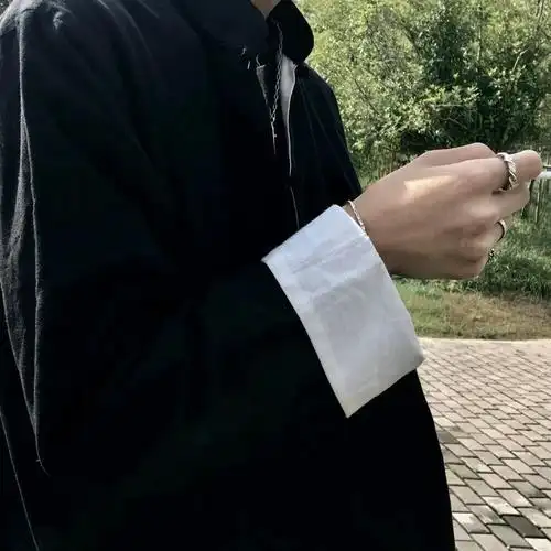 男生头像很酷不露脸的男生部位头像