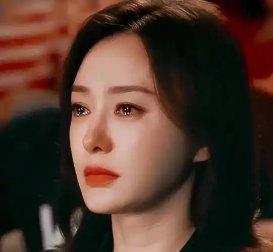 "五官乱飞"就别演哭戏,10位女星的仙女哭相绝了,样子楚楚可怜_眼泪_美