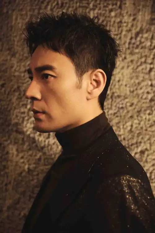 我在未来等你》,《激情的岁月》三部电视剧接连播出,从当代机长司问渠