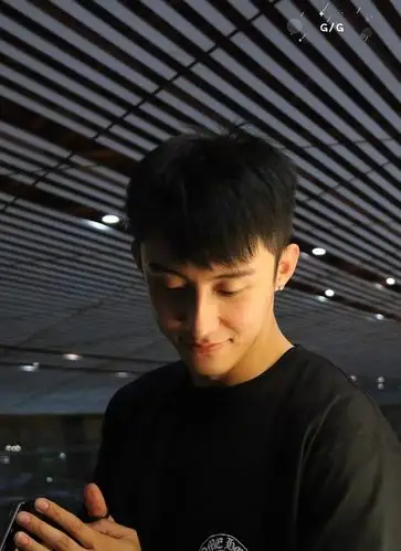 论黄景瑜颜值有多圈粉