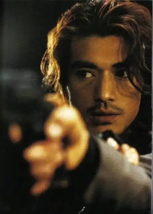 电影《不夜城》中的金城武