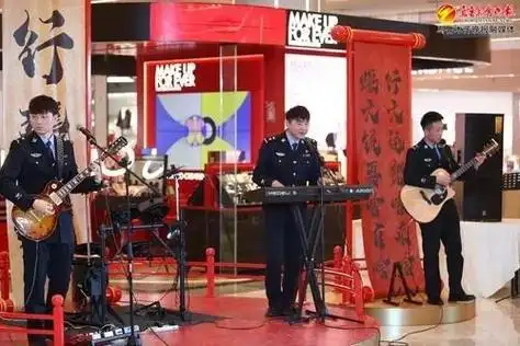 守候元宵节,护航开学季——乌鲁木齐公安民警多举措提