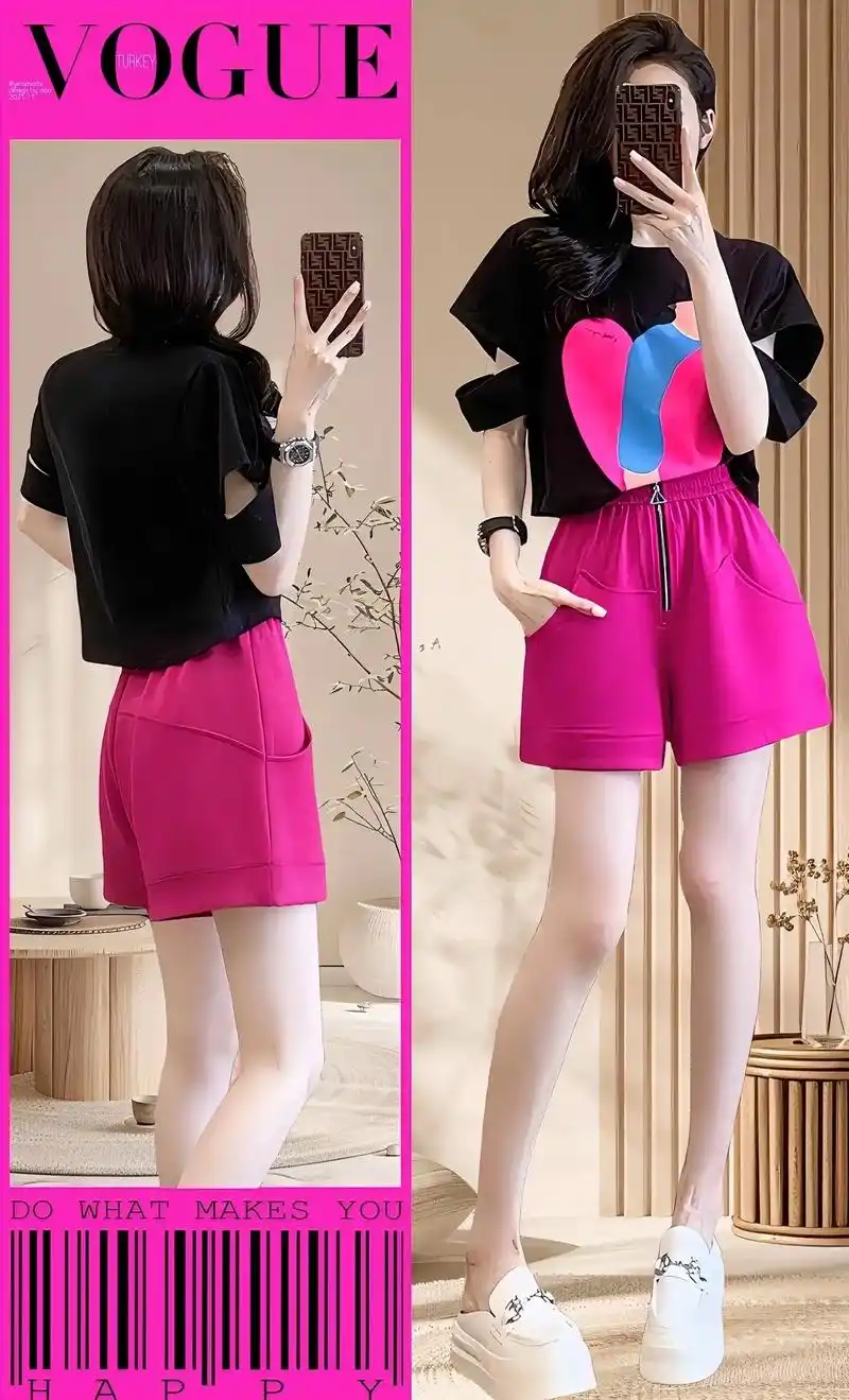 休闲时尚运动套装