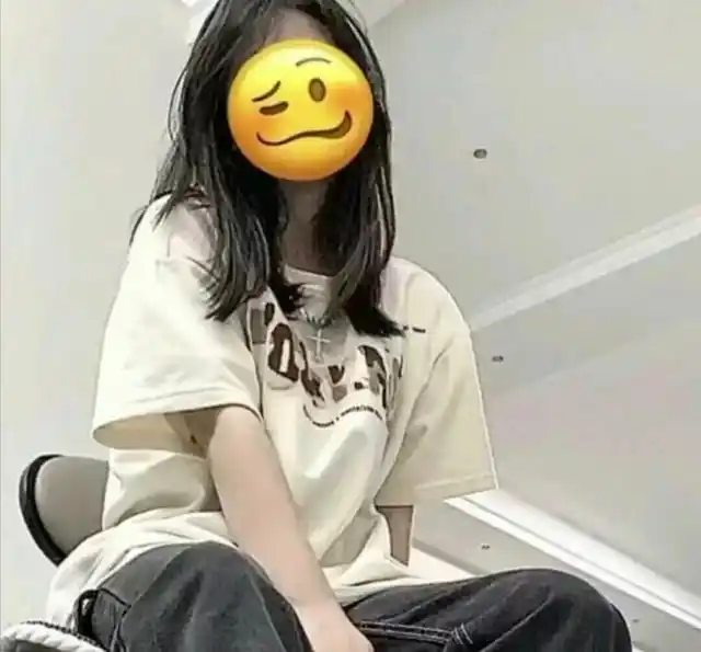 微信头像:绝绝子真人女生头像推荐