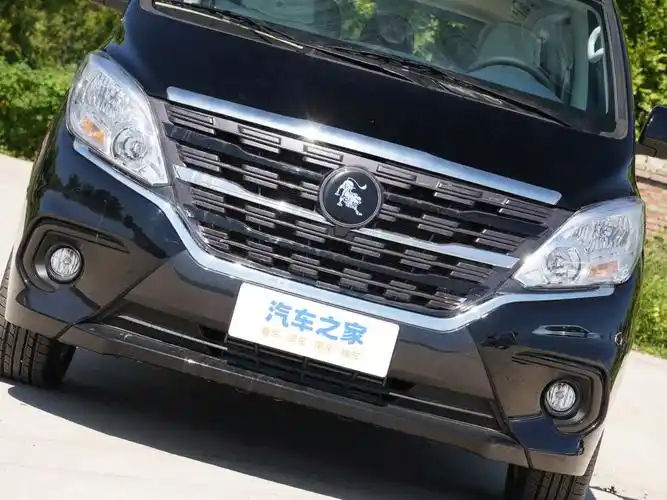 东风风行 菱智plus 2024款 1.5t 手动豪华型 9座