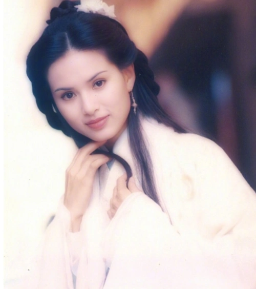 李若彤才是"王语嫣"的颜值天花板