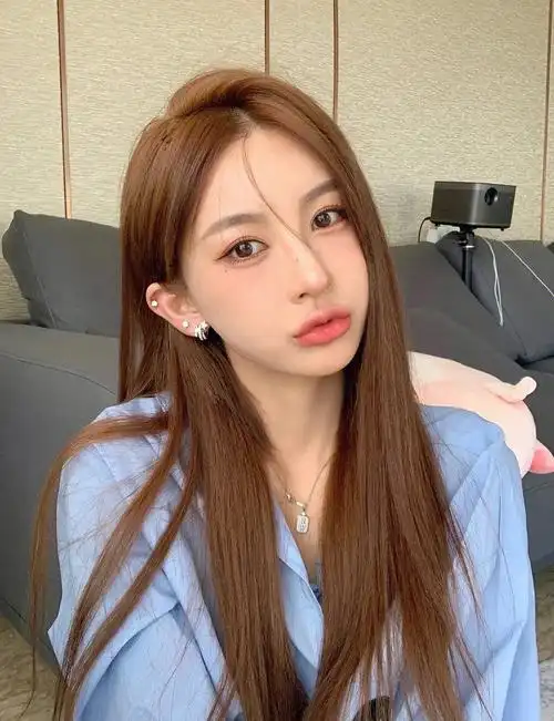 快去染这个贼温柔的蜂蜜茶色素颜也显白