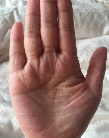 女人手上有此纹注定嫁贵夫的命越老越享福