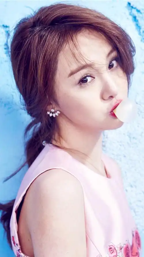 精选清纯美女郑爽图片手机桌面壁纸下载