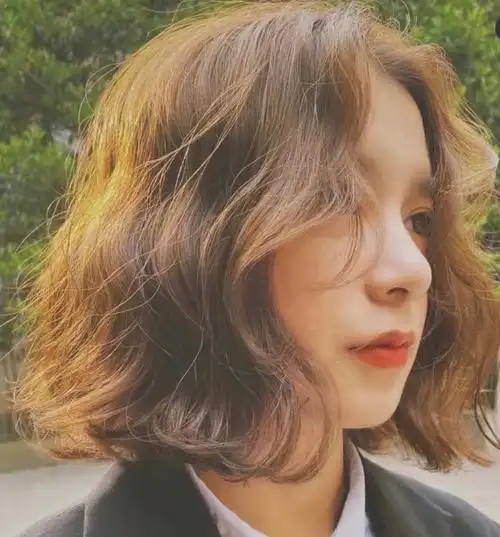 今日发型   在这个冬天不换发型等着被