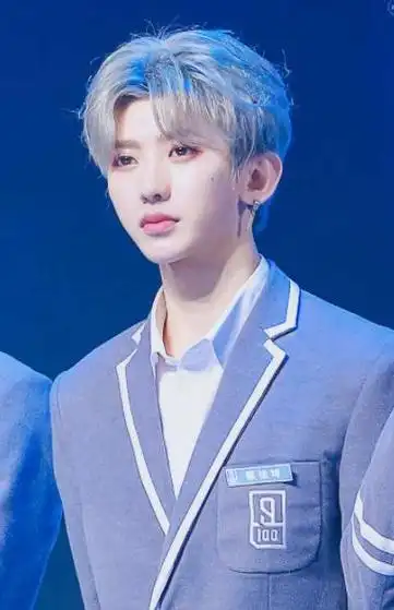 长相"精致小巧",实则"鹤立鸡群",这几位长腿男星藏得太深了