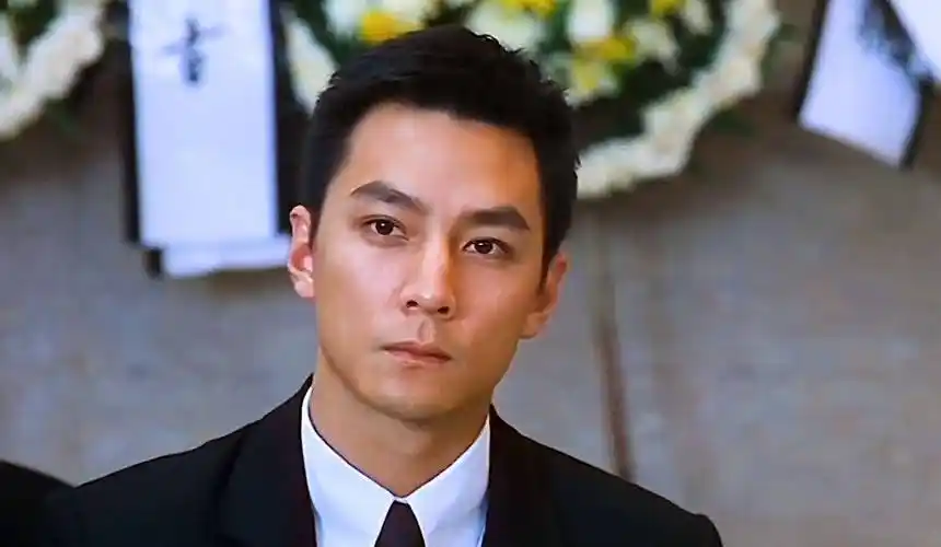 彦祖啊你这是一点图都不给p啊_吴彦祖_照片_网友