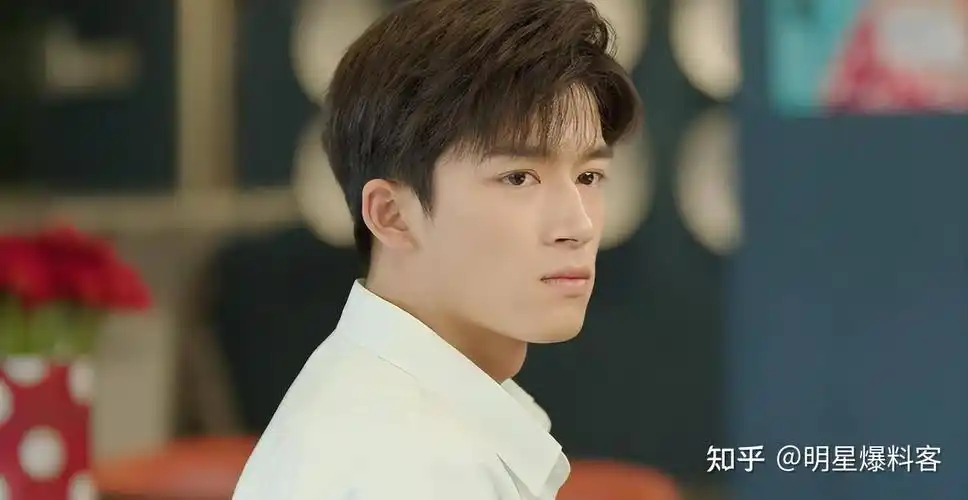 20231124娱乐爆料李现迪丽热巴杨洋杨紫张艺兴张若昀王星越宋威龙