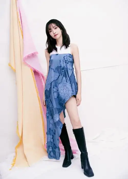 宋茜你好星期六##宋茜新中式蓝裙