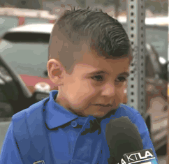 你不理我gif小男孩gif哭泣gif捂脸gif