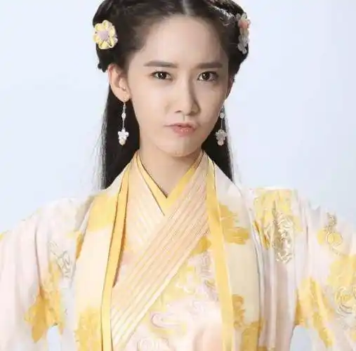 林允儿_因为_女明星