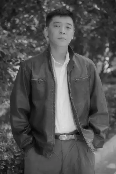 林继东 饰 林丹青 - 电视剧《山楂树之恋》的照片