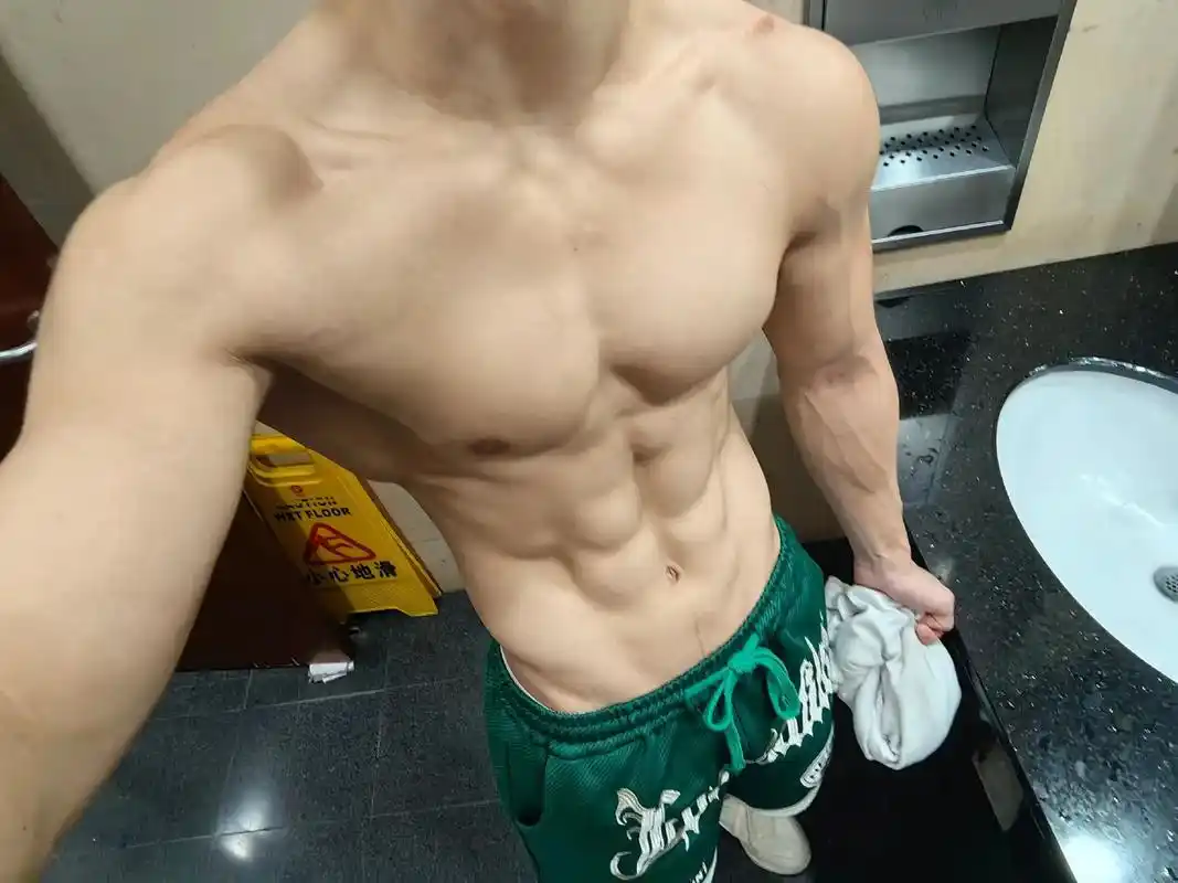 不同状态,饮食结构也不一样#腹肌 #体育生 #05后 - 抖音