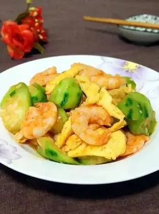 丝瓜虾仁滑蛋