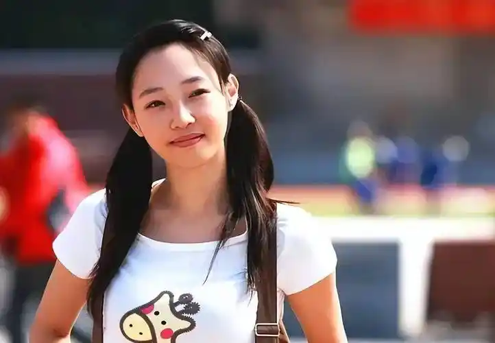 白百何:"一阳指"毁星途,蛰伏五年带娃复出,隐婚丈夫大有来头_陈羽凡