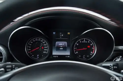 【奔驰glc amg2017款glc 43 4matic仪表盘汽车图片-汽车图片大全】