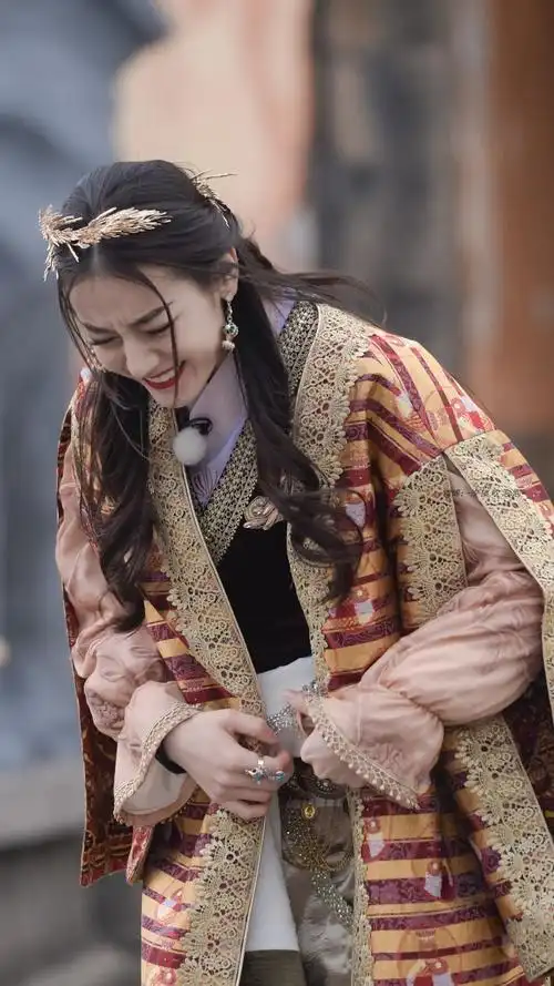 迪丽热巴奔跑吧