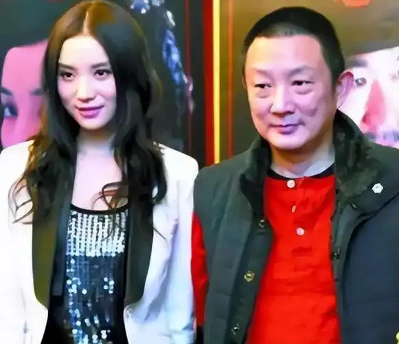 演员刘蓓:三婚携子再嫁首任老公,继子竟是我们熟悉的他!