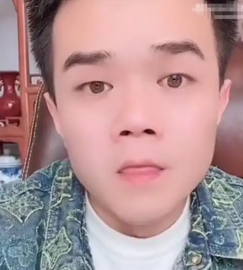 白胖表示不想再谈恋爱女儿20岁前不再婚小胖吐槽阿保和辛巴根本没有