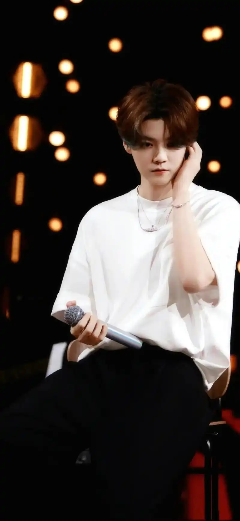 一组鹿晗的壁纸分享